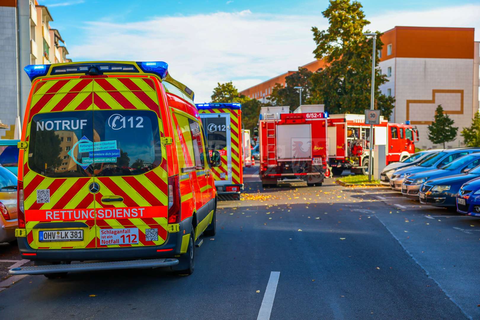 Schwerer Motorradunfall in Oranienburg – 75-Jähriger mit Rettungshubschrauber in Klinik geflogen