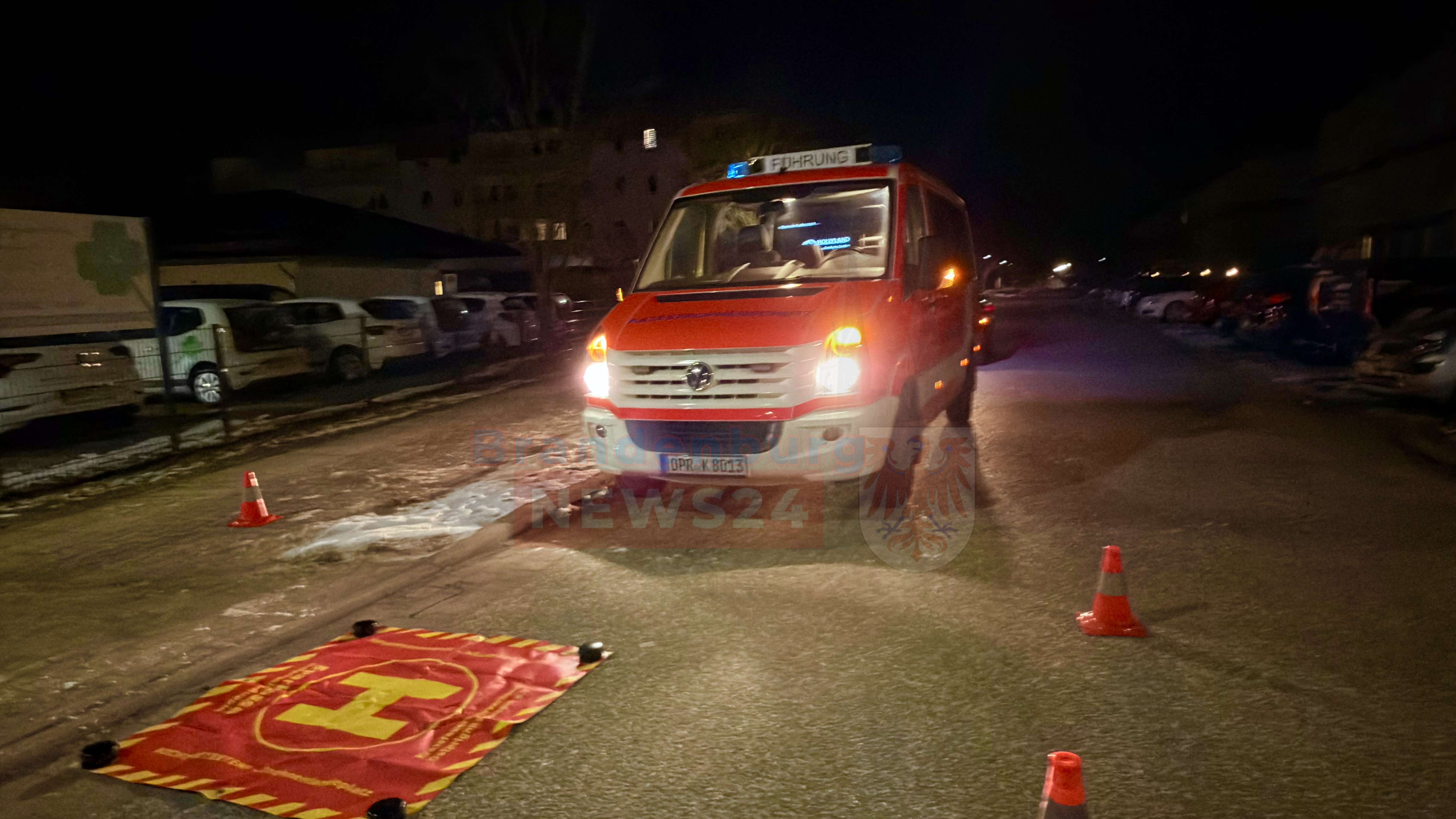 Glückliches Ende bei eisigen -5 Grad: Drohneneinheit des Landkreises findet vermissten Senior in Fehrbellin und rettet ihm das Leben