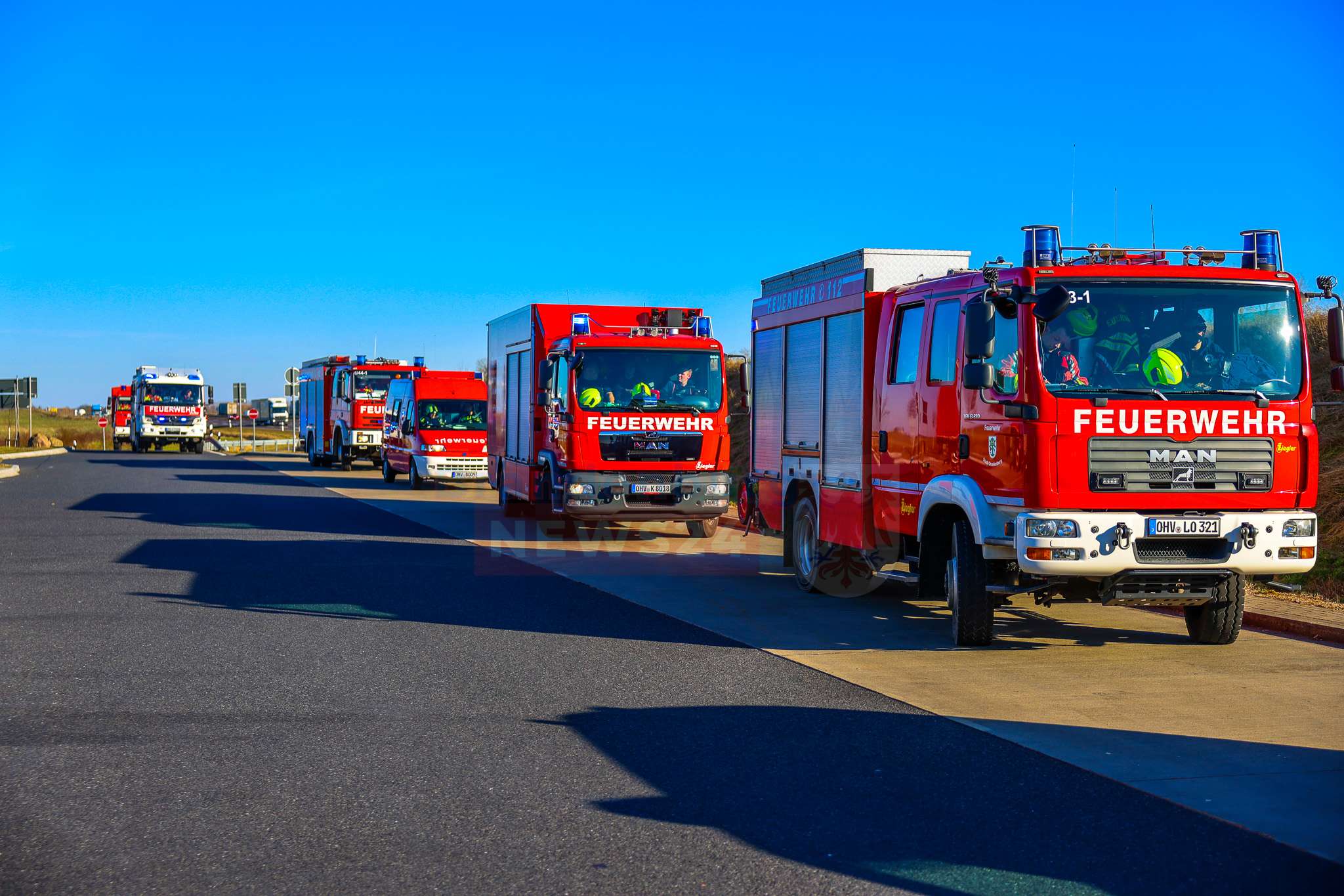 Gefahrstoffeinheit Oberhavel probt den Ernstfall am Rastplatz Ziethener Luch an der A10