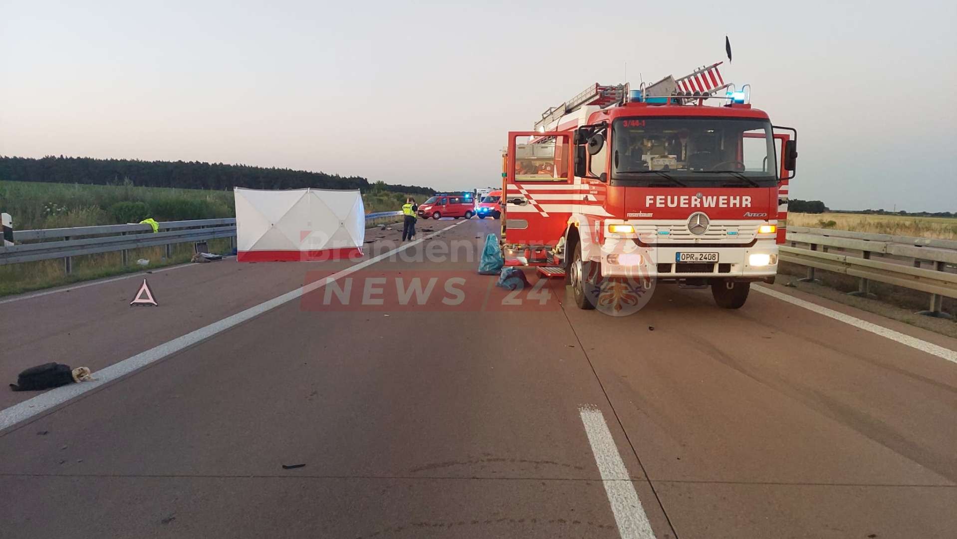 Schwerer Verkehrsunfall auf der A24 fordert ein Todesopfer