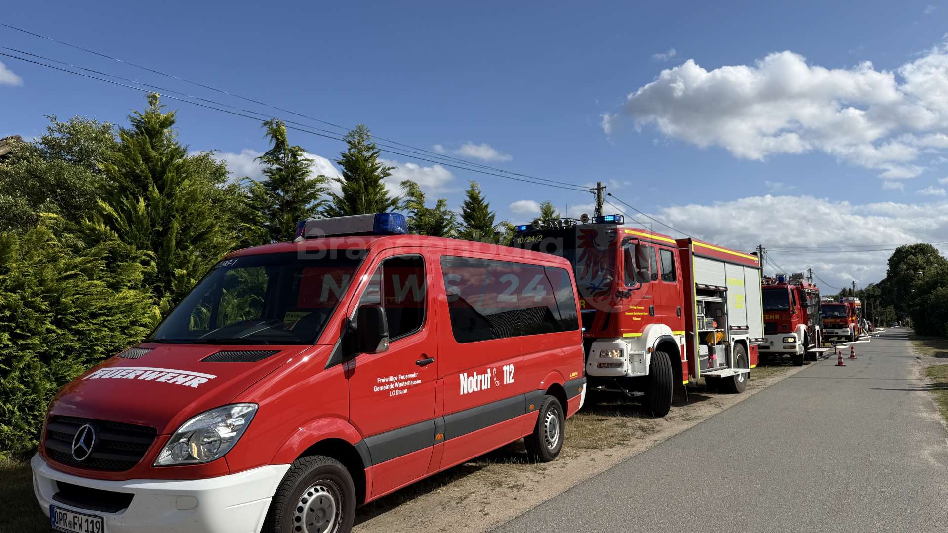 Gartenhausbrand in Bandikow: Feuerwehr verhindert Ausbreitung
