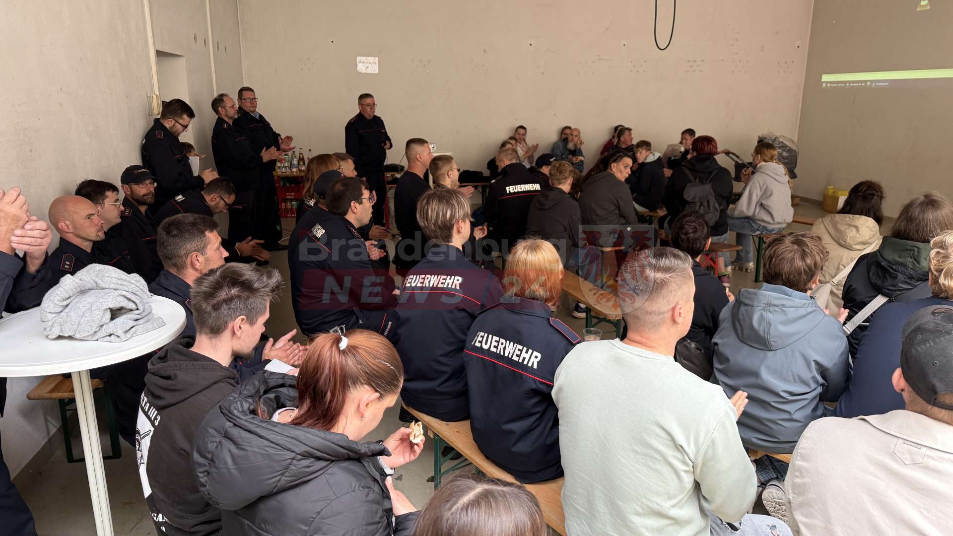 Feuerwehr Neuruppin feiert Premiere ihrer neuen Imagefilme