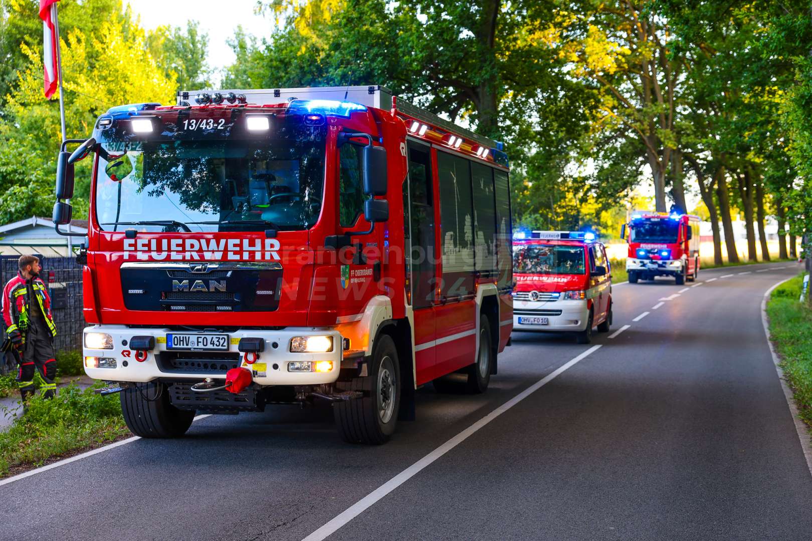 Auffahrunfall in Schwante – Feuerwehr sichert Unfallstelle ab